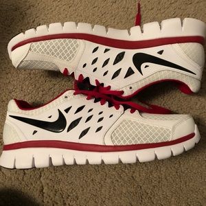 Men’s size 10 shoes